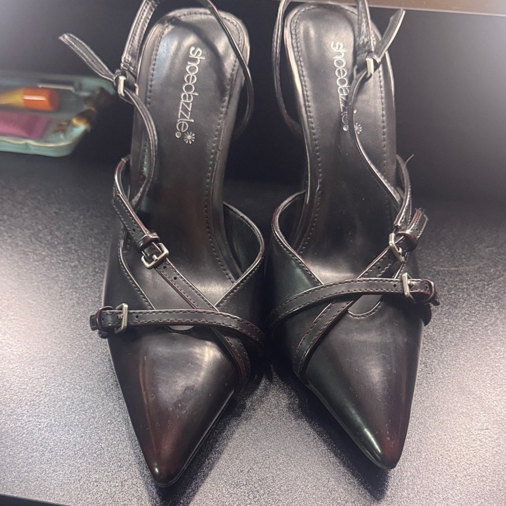 Shoe Dazzle Black & Maroon Strappy Heels for Women